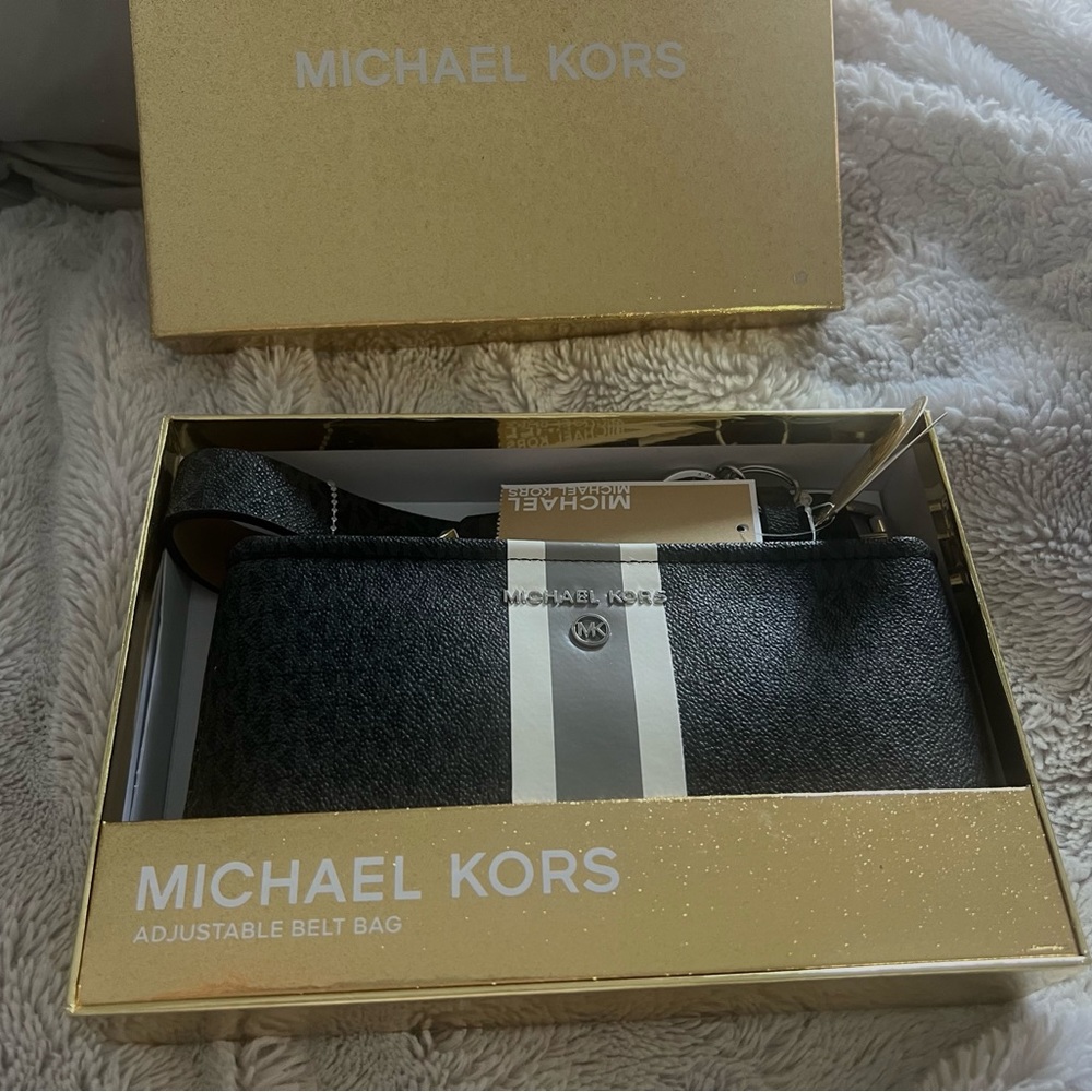 MICHAEL KORS BELT BAG